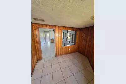 1028 Sunshine Drive E, Lakeland, FL 33801 - Photo 5