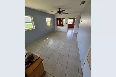1028 Sunshine Drive E, Lakeland, FL 33801 - Photo 7