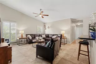 18001 Palm Breeze Dr, Tampa, FL 33647 - Photo 11