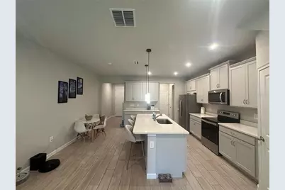 26128 Fantasy Sky Lane, Lutz, FL 33559 - Photo 5