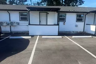 4605 N Hubert Ave, Tampa, FL 33614 - Photo 1