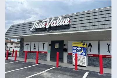 9513 N Nebraska Avenue, Tampa, FL 33612 - Photo 1
