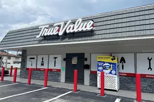 9513 N Nebraska Ave, Tampa, FL 33612 - Photo 1