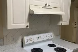 18001 Richmond Pl Dr, Tampa, FL 33647 - Photo 9