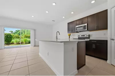 34202 Polacca Lane, Wesley Chapel, FL 33543 - Photo 3