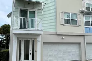 821 Oak Bend Ln, Dunedin, FL 34698 - Photo 1