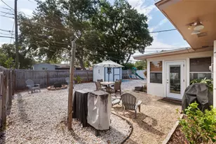 2135 Pocahontas Dr, Largo, FL 33774 - Photo 25