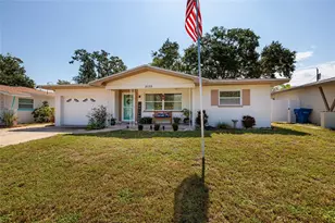 2135 Pocahontas Dr, Largo, FL 33774 - Photo 3
