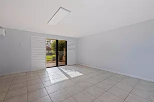 120 1st St E, Tierra Verde, FL 33715 - Photo 17