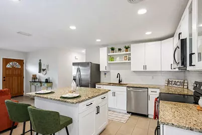 482 Oakwood Drive, Dunedin, FL 34698 - Photo 5