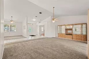 2500 62nd Ave S, Saint Petersburg, FL 33712 - Photo 5