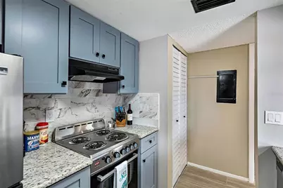 1055 82nd Terrace N #1055A, Saint Petersburg, FL 33702 - Photo 11