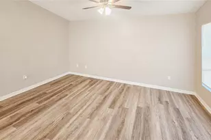 1013 E Eskimo Ave, Tampa, FL 33604 - Photo 5