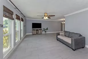 2161 Inner Cass Cir, Sarasota, FL 34231 - Photo 15