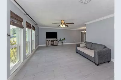 2161 Inner Cass Circle, Sarasota, FL 34231 - Photo 11