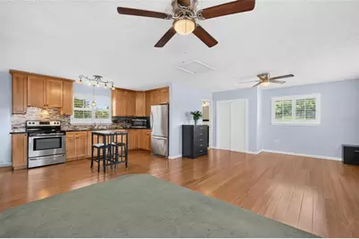 437 43rd Ave N, Saint Petersburg, FL 33703 - Photo 11
