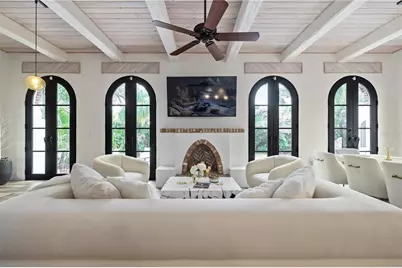 220 14th Avenue N, Saint Petersburg, FL 33701 - Photo 13