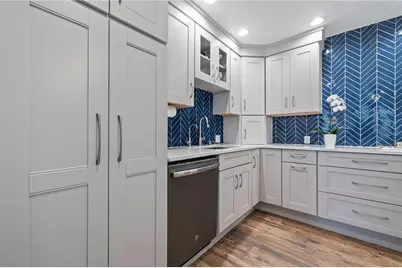 220 14th Avenue N, Saint Petersburg, FL 33701 - Photo 21