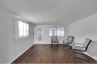 12093 104th Lane, Largo, FL 33773 - Photo 9