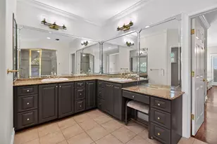 1100 Tortuga Cir NE, Saint Petersburg, FL 33702 - Photo 41