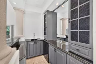 1100 Tortuga Cir NE, Saint Petersburg, FL 33702 - Photo 19