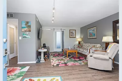 4720 Locust Street NE #219, Saint Petersburg, FL 33703 - Photo 5