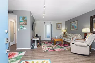 4720 Locust St NE, Saint Petersburg, FL 33703 - Photo 5