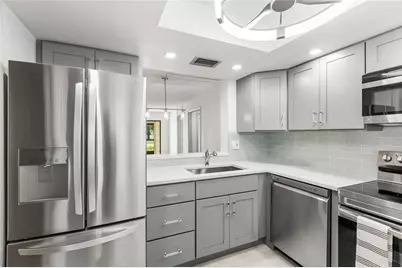 13626 Greenfield Drive #109, Tampa, FL 33618 - Photo 21
