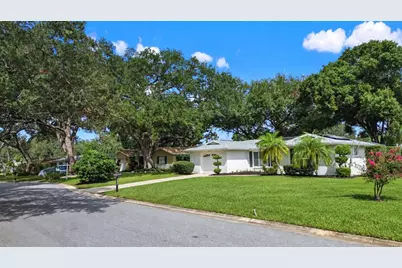2040 Forest Drive, Clearwater, FL 33763 - Photo 3