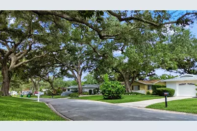 2040 Forest Drive, Clearwater, FL 33763 - Photo 5