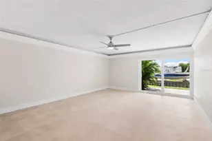 433 S Paula Dr, Dunedin, FL 34698 - Photo 9