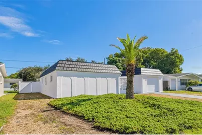 5137 Manor Drive, New Port Richey, FL 34652 - Photo 15