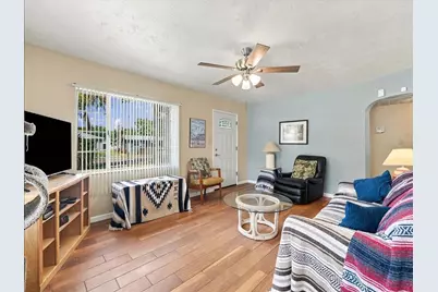 5054 4th Avenue S, Saint Petersburg, FL 33707 - Photo 5