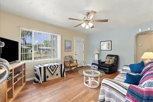 5054 4th Ave S, Saint Petersburg, FL 33707 - Photo 5