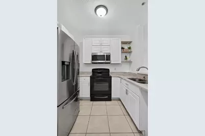 2612 Robert Trent Jones Drive #711, Orlando, FL 32835 - Photo 7