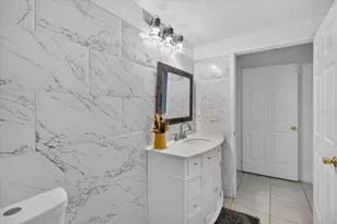 2612 Robert Trent Jones Dr, Orlando, FL 32835 - Photo 21