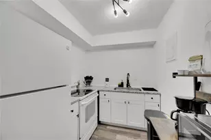 4513 W McElroy Ave, Tampa, FL 33611 - Photo 49