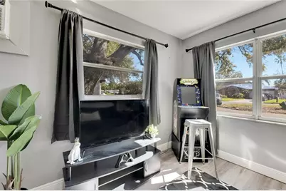 4513 W McElroy Avenue, Tampa, FL 33611 - Photo 27