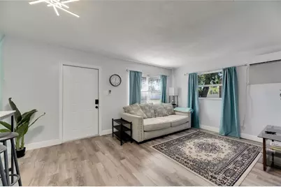 4513 W McElroy Avenue, Tampa, FL 33611 - Photo 9