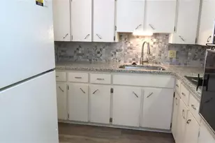 2100 World Parkway Blvd, Clearwater, FL 33763 - Photo 13