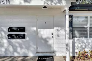 4511 W McElroy Ave, Tampa, FL 33611 - Photo 39