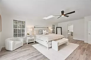 10030 59th Ave N, Saint Petersburg, FL 33708 - Photo 15