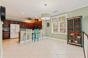 525 Mandalay Ave, Clearwater Beach, FL 33767 - Photo 11