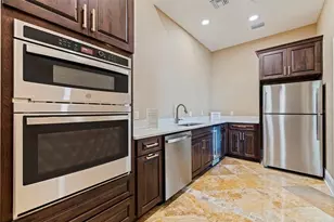 525 Mandalay Ave, Clearwater Beach, FL 33767 - Photo 39