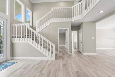 17919 Clear Lake Drive, Lutz, FL 33548 - Photo 7