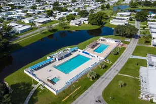5335 Powhattan St, Zephyrhills, FL 33542 - Photo 45
