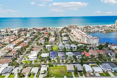 17610 1st Street E, Redington Shores, FL 33708 - Photo 15