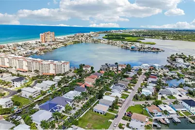 17610 1st Street E, Redington Shores, FL 33708 - Photo 13