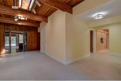 1247 Monticello Boulevard N, Saint Petersburg, FL 33703 - Photo 5