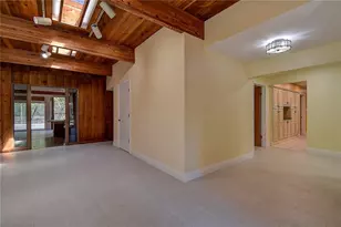 1247 Monticello Blvd N, Saint Petersburg, FL 33703 - Photo 5